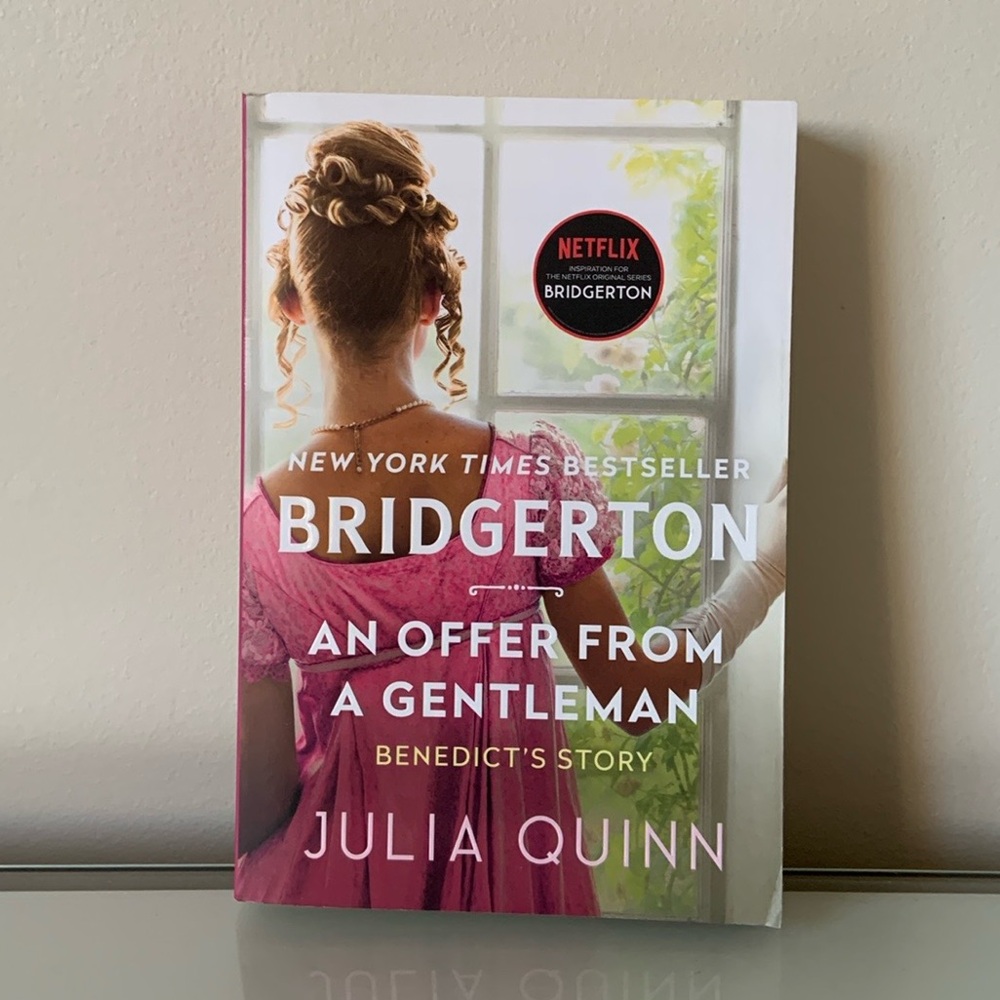 Paperback book Bridgerton an offer from a gentleman historical romance books